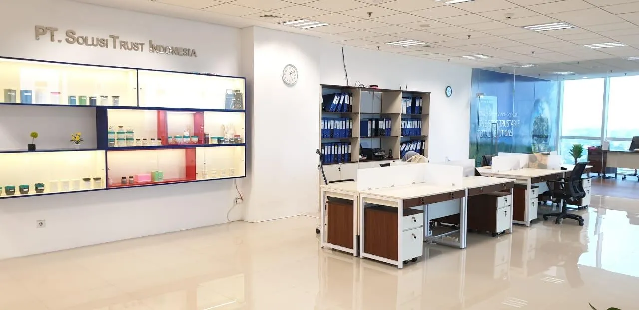 Billionaire's Agent - Img 3940