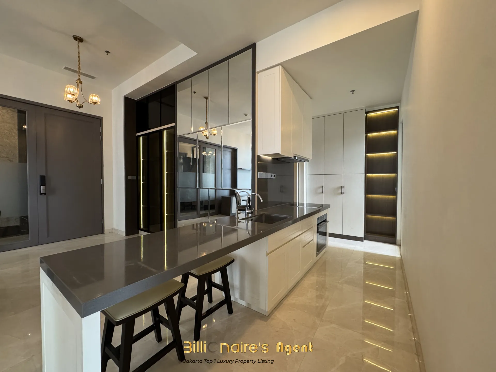 Dijual Apartemen Mewah 2 Kamar Full Furnished di The Stature Jakarta