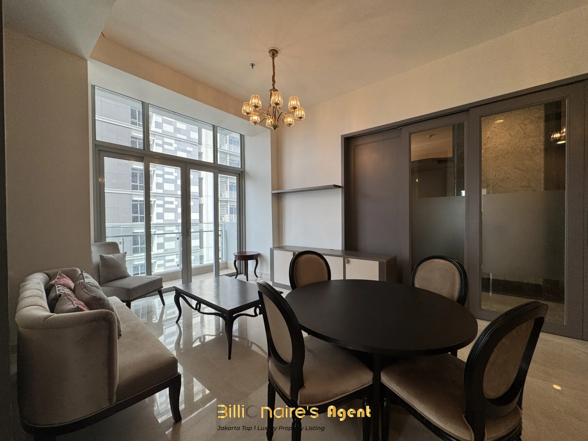 Dijual Apartemen Mewah 2 Kamar Full Furnished di The Stature Jakarta