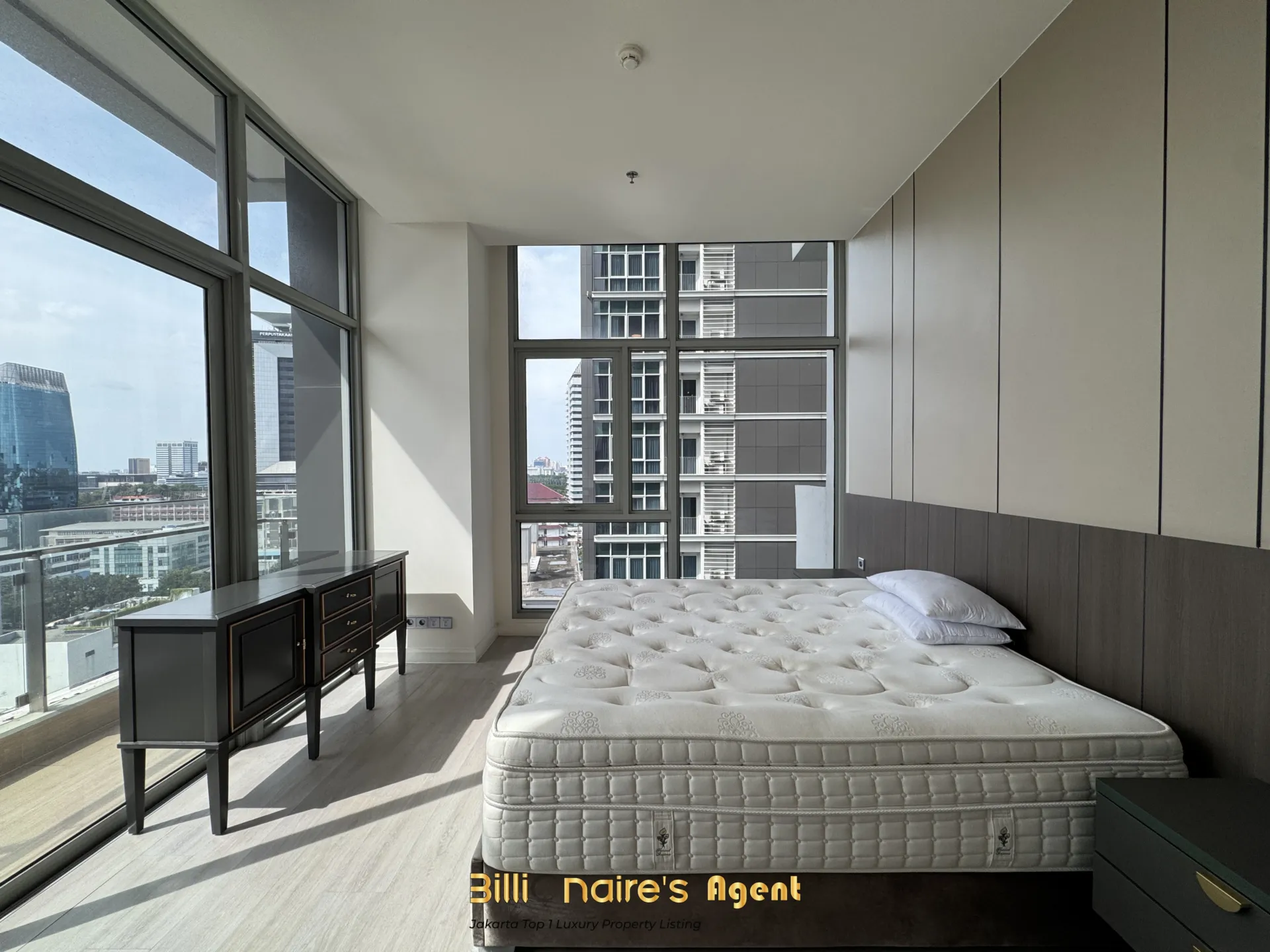 Dijual Apartemen Mewah 2 Kamar Full Furnished di The Stature Jakarta