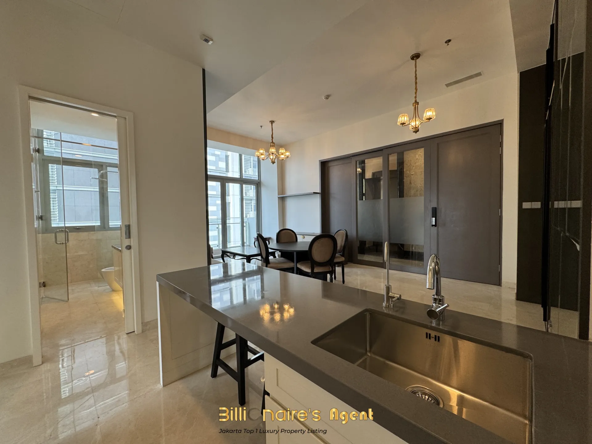 Dijual Apartemen Mewah 2 Kamar Full Furnished di The Stature Jakarta