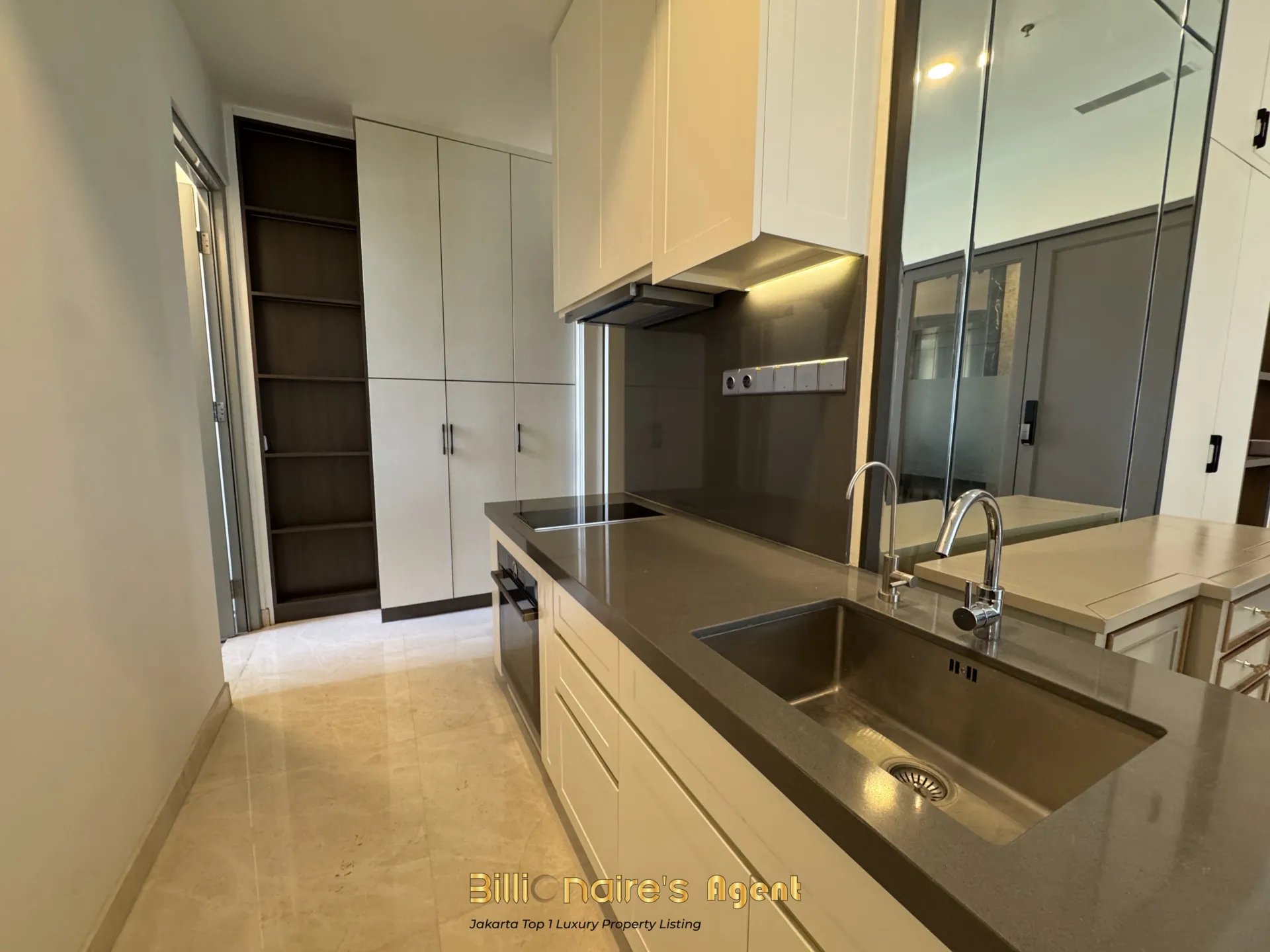Dijual Apartemen Mewah 2 Kamar Full Furnished di The Stature Residence Apartment Jakarta Pusat