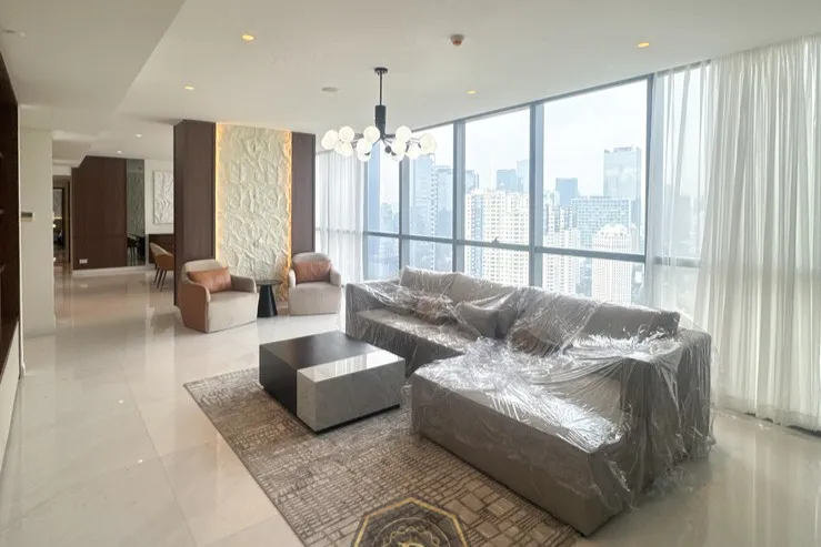 Dijual Apartemen 4 Kamar Tidur di Casa Domaine Jakarta Pusat