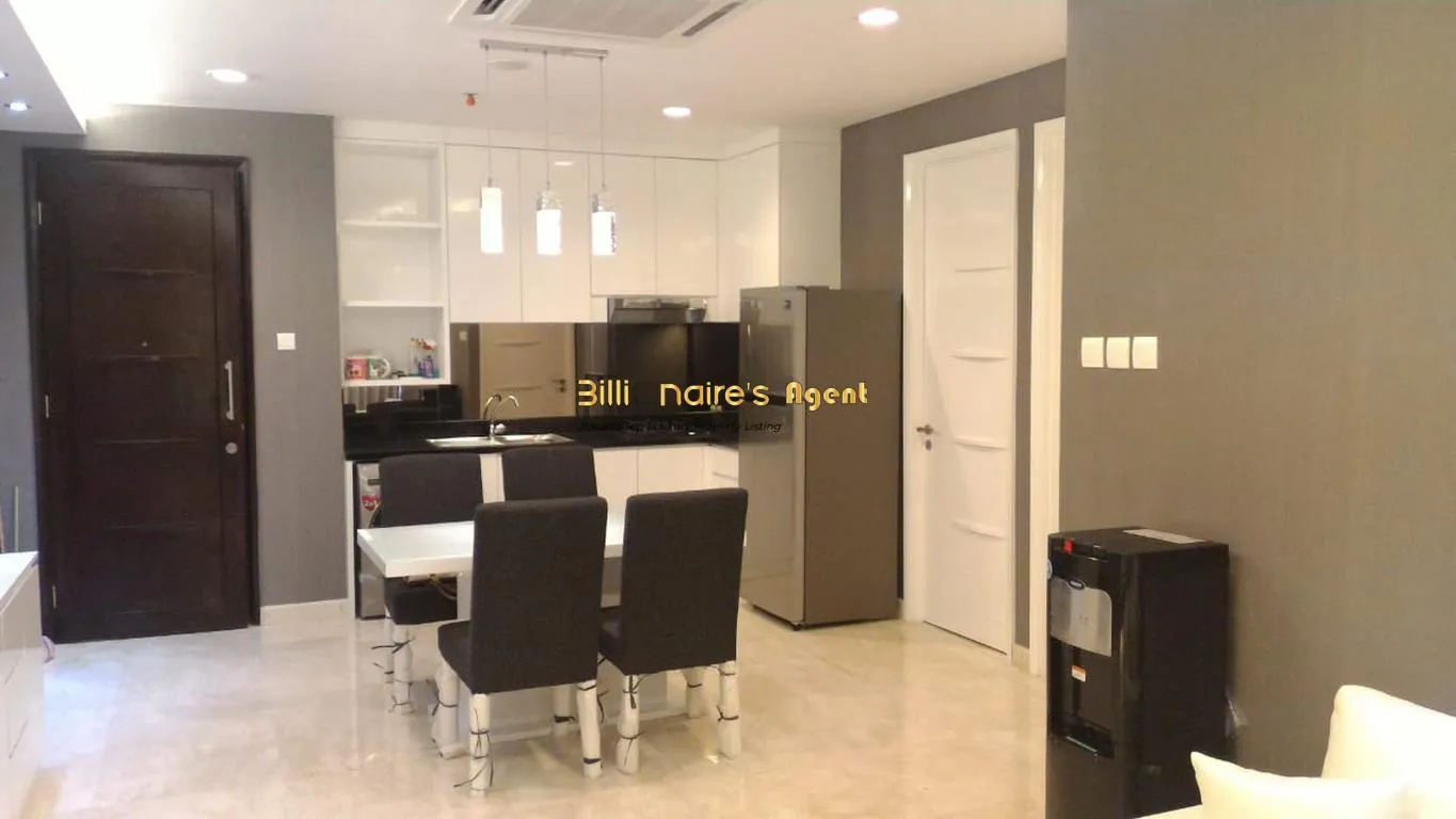 Billionaire's Agent - Photo 2025 04 11 17 16 31 1 Copy