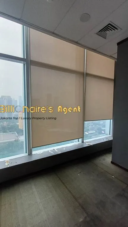 Billionaire's Agent - Photo 2025 12 17 15 15 52 3 Copy