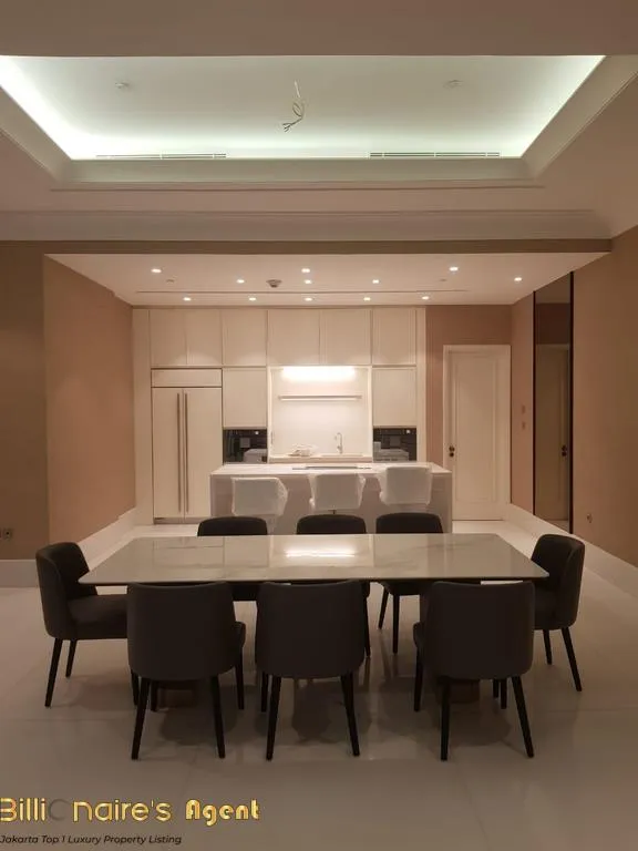 Disewakan Apartemen 3 Kamar Tidur di The Regis Jakarta Residences
