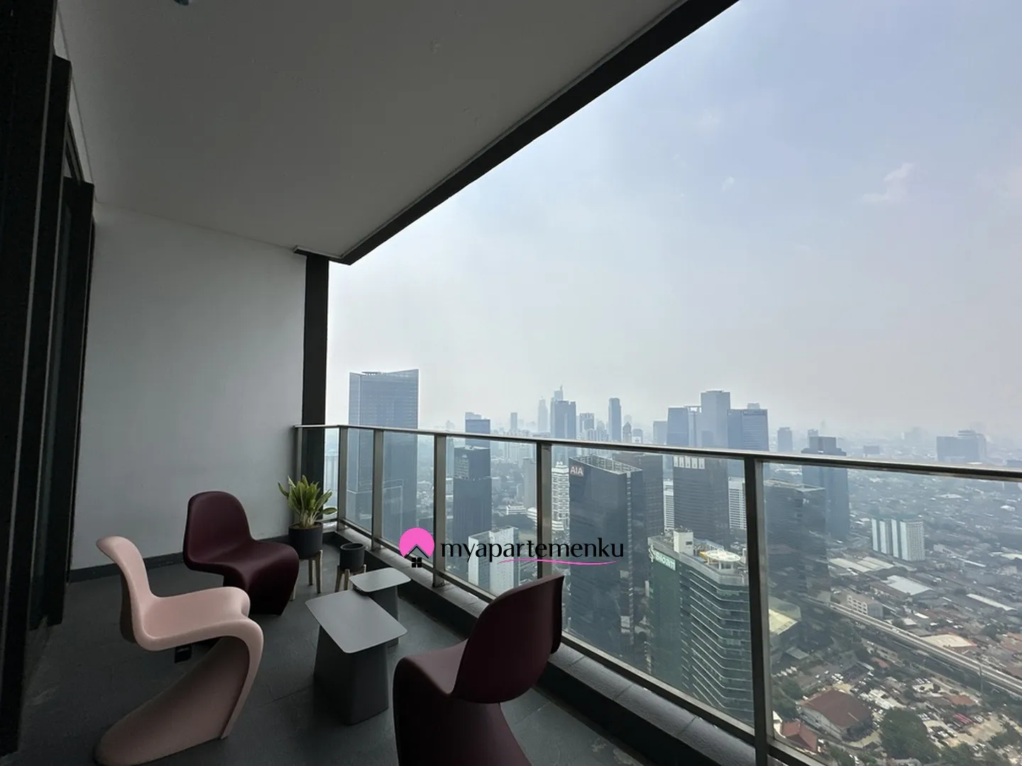 Billionaire's Agent - Dijual Apartemen Grand Penthouse dengan 4 Unit Private Lift di Regent Residences Jakarta