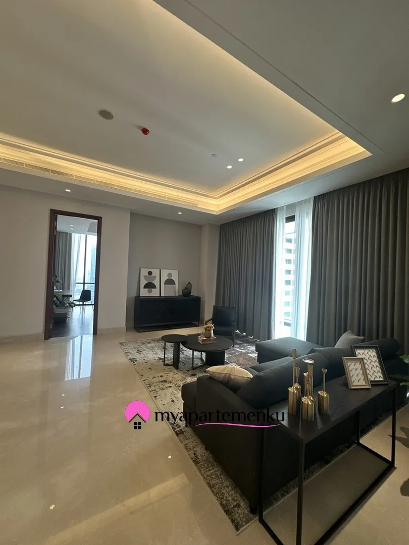 Billionaire's Agent - Disewakan Apartemen 3 Kamar Private Lift dan Full Furnished by Regent Residences Jakarta