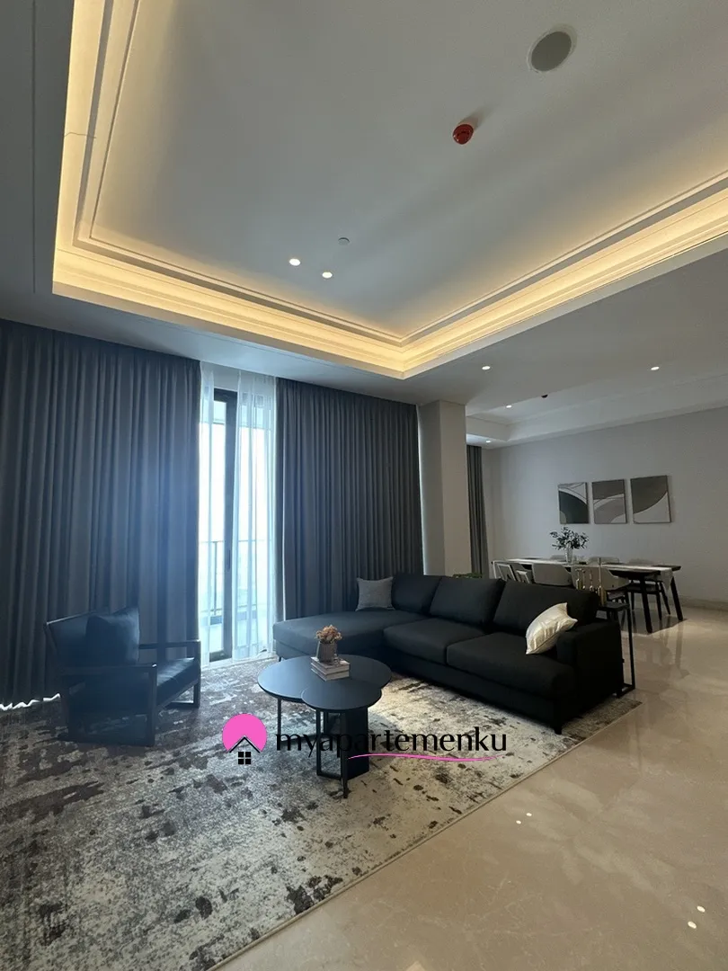 Billionaire's Agent - Disewakan Apartemen 3 Kamar Private Lift dan Full Furnished by Regent Residences Jakarta