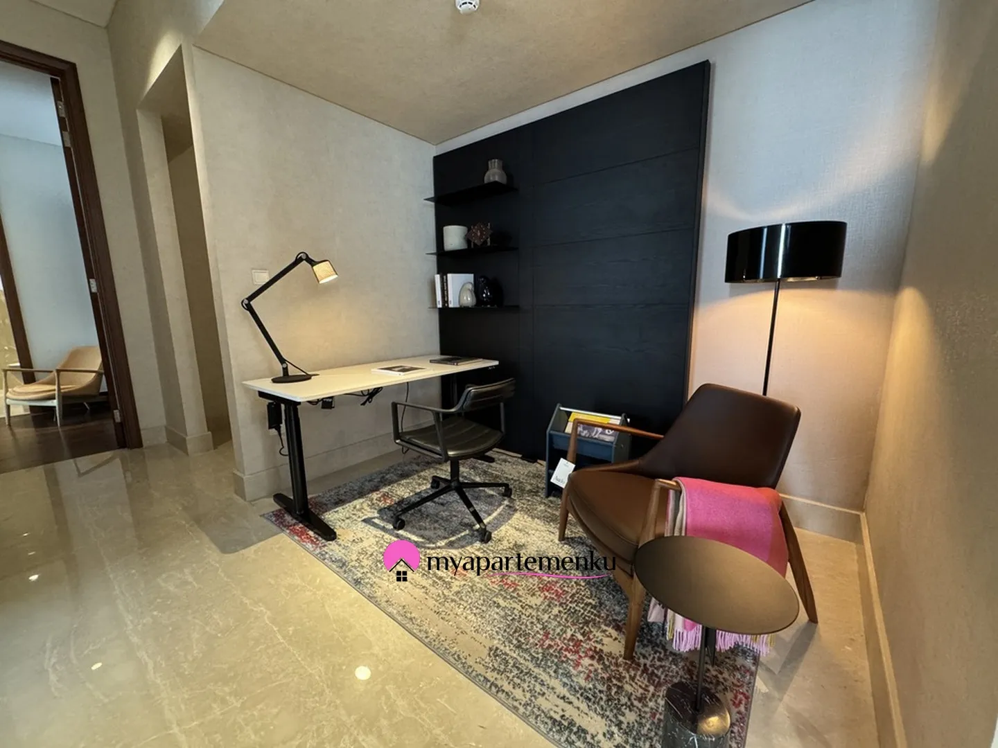 Billionaire's Agent - Dijual Apartemen Mewah 3 Kamar Interior Desain By MOIE di Regent Residences Jakarta