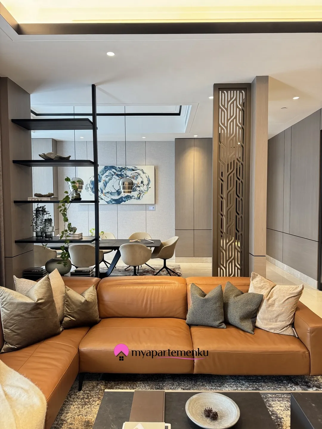 Billionaire's Agent - Dijual Apartemen Mewah 3 Kamar Interior Desain By Magran di Regent Residences Jakarta