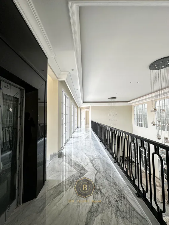 Billionaire's Agent - Dijual Rumah Mewah di Patra Kuningan Jakarta Selatan