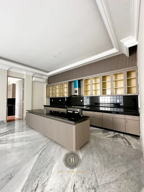 Billionaire's Agent - Dijual Rumah Mewah di Patra Kuningan Jakarta Selatan
