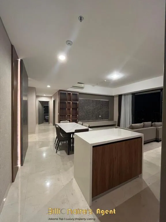Billionaire's Agent - Photo 2025 02 14 16 18 03 CopyBillionaire's Agent - Disewakan Apartemen 3 Kamar di southgate tanjung barat