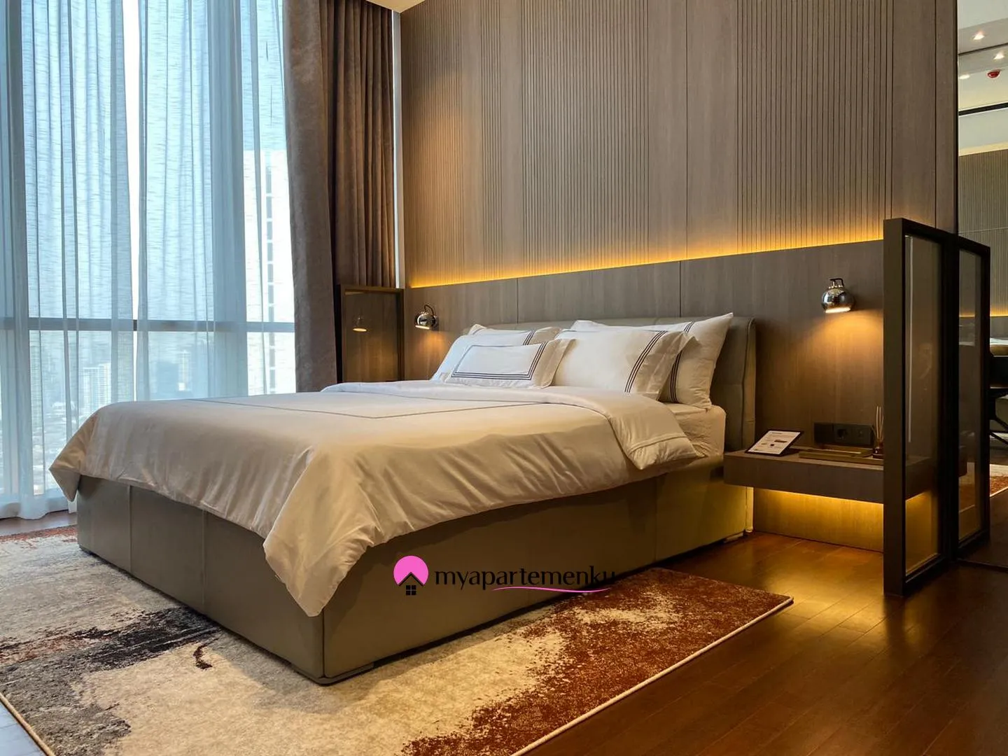Billionaire's Agent - Dijual Apartemen Mewah 3 Kamar Interior Desain By Magran di Regent Residences Jakarta