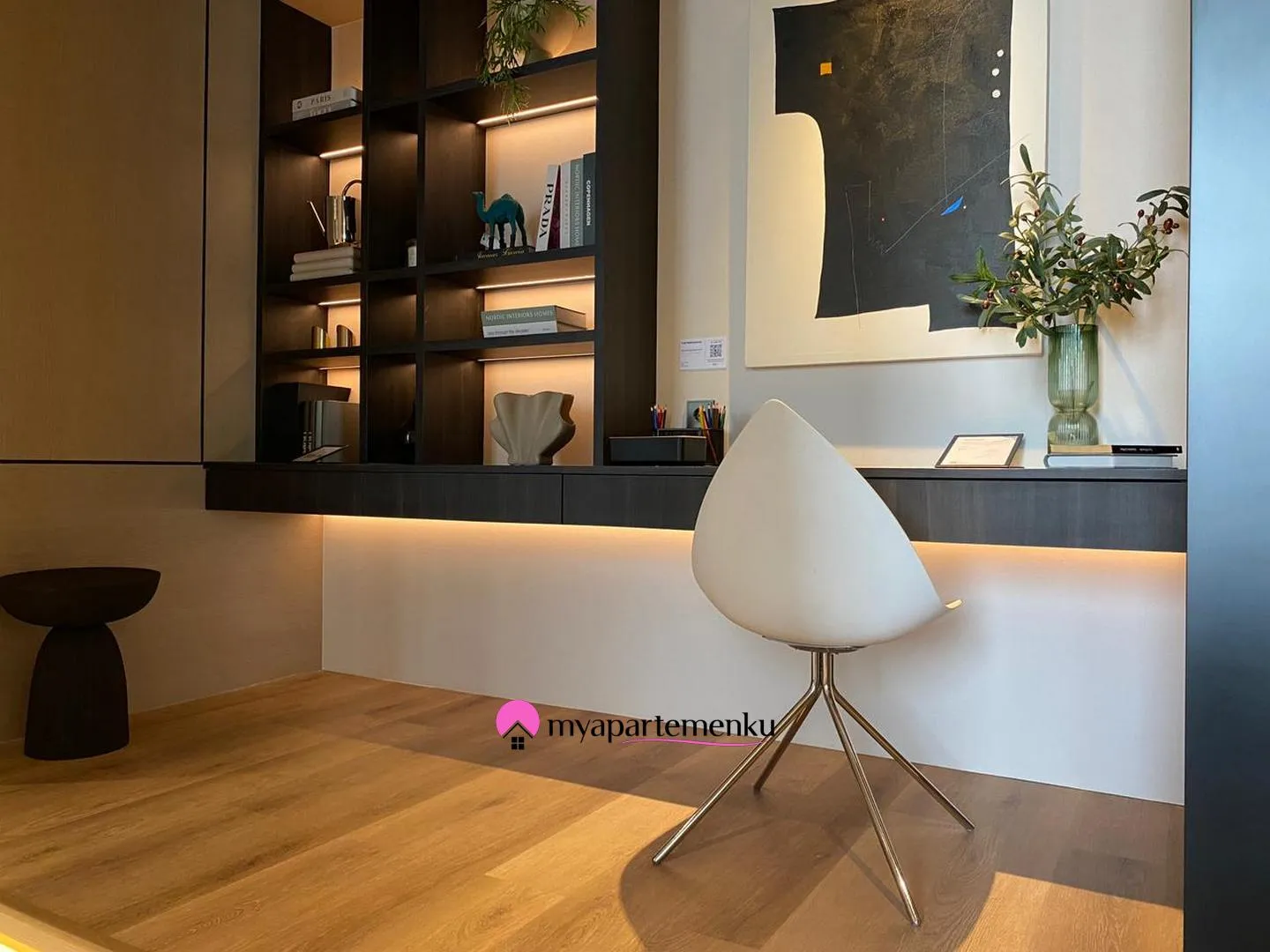 Billionaire's Agent - Dijual Apartemen Mewah 3 Kamar Interior Desain By Magran di Regent Residences Jakarta