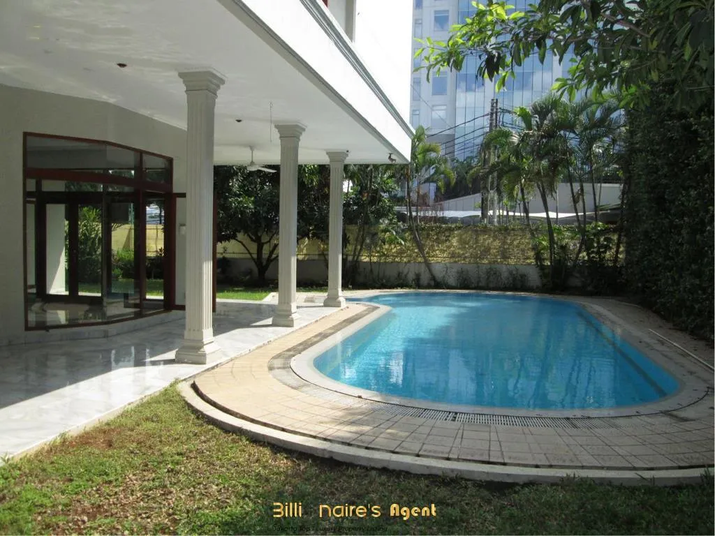 Billionaire's Agent - Disewakan Rumah Compound 2 Lantai di JERVOIS PARK TB. Simatupang