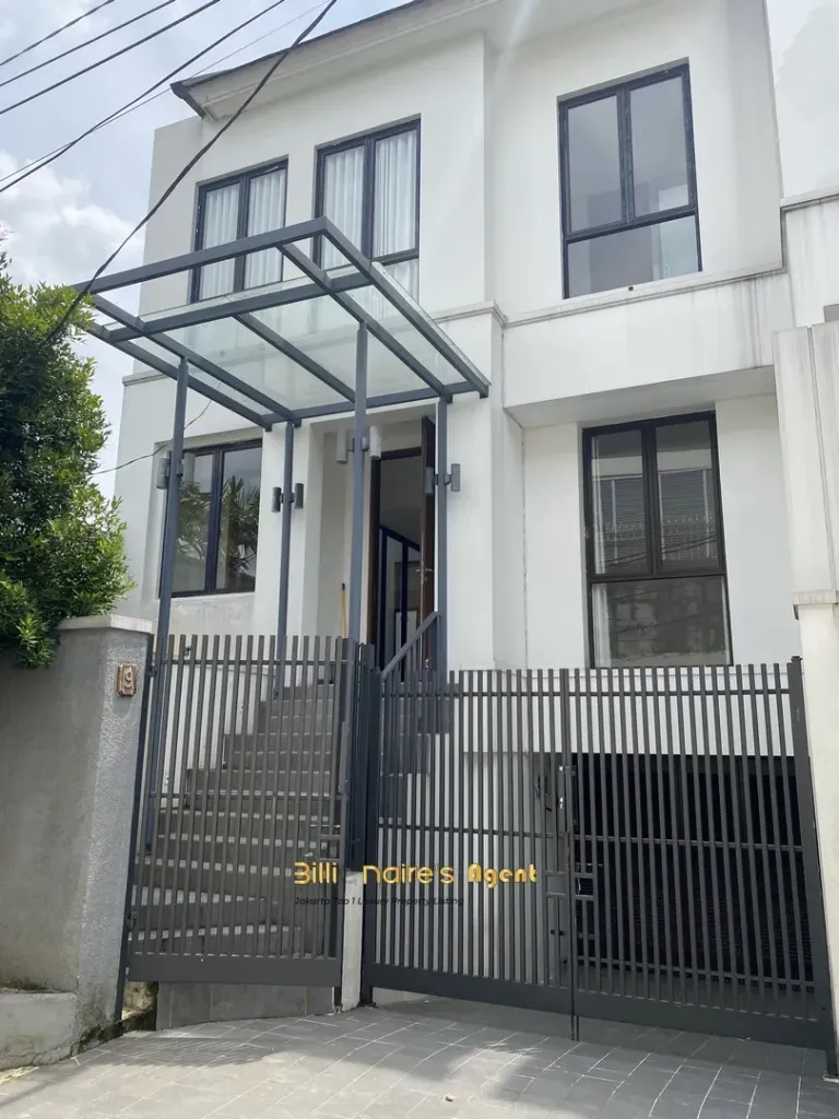 Dijual Rumah Modern 3 Lantai di OPAL Townhouses Permata Hijau, Jakarta Selatan