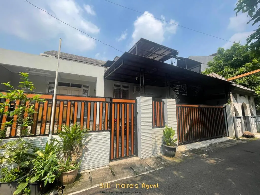 Billionaire's Agent - Dijual Rumah 2 lantai Siap Pakai di Kebon Baru, Tebet Jakarta Selatan