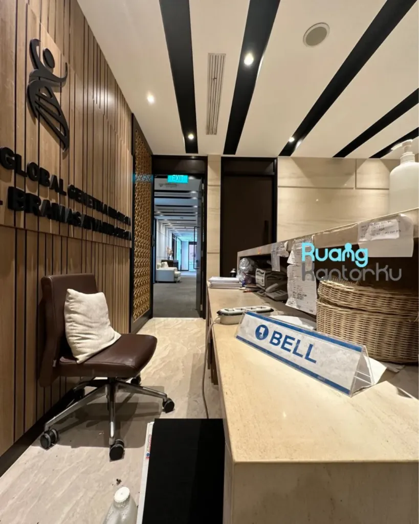 Billionaire's Agent - Disewakan OFFICE 393 sqm DI DBS TOWER CIPUTRA WORLD 1 KUNINGAN, Jakarta