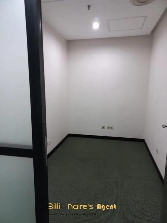 Billionaire's Agent - Disewa Ruang Kantor Furnished Luas 110 sqm di MENARA DEA MEGA Kuningan
