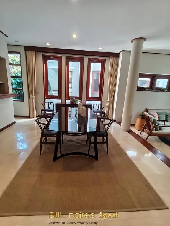 Billionaire's Agent - Disewa Rumah 3 Lantai VERANDA I PRIVATE VILLA CIPETE Jakarta Selatan