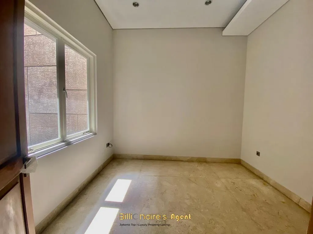 Billionaire's Agent - Dijual Rumah 3 Lantai Mewah di Gandaria Lokasi Premium Kebayoran Baru