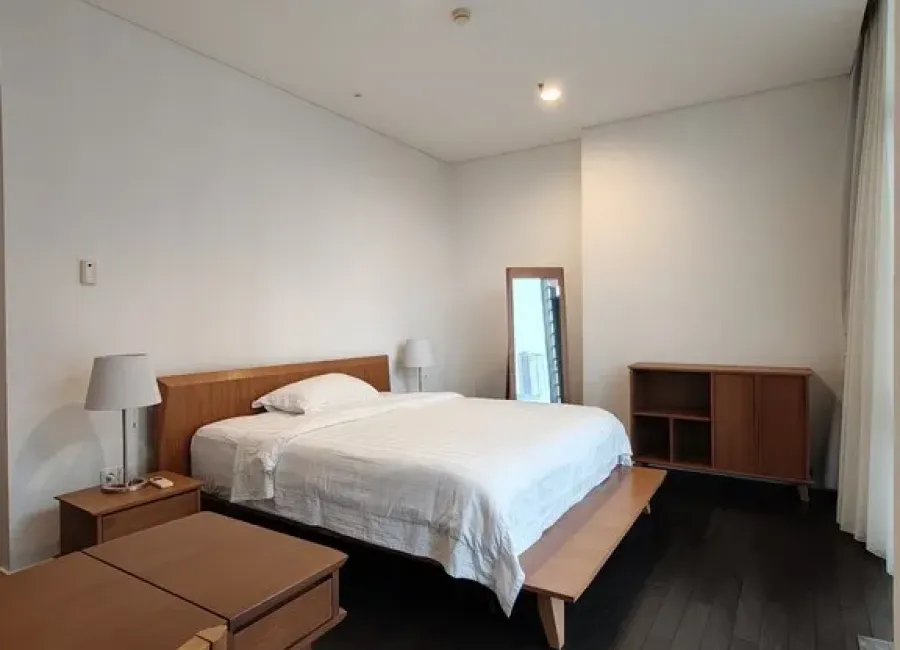 Dijual Apartemen 3 Kamar Tidur Tower EAST di VERDE Kuningan Jakarta