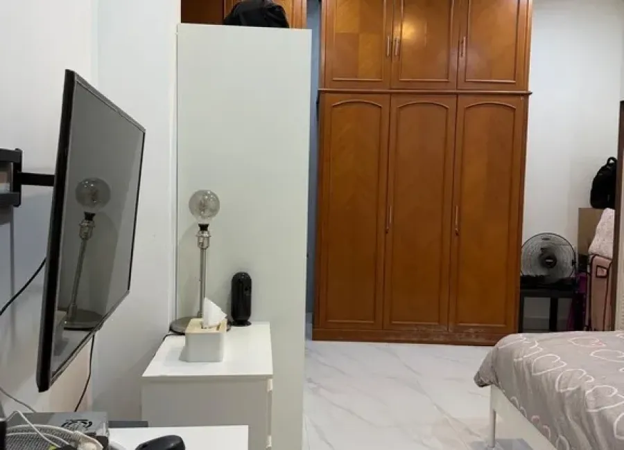 Billionaire's Agent - Dijual Rumah 3 Lantai 5 Kamar diKomplek Taman Gandaria Jakarta Selatan