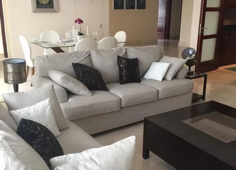 Billionaire's Agent - Dijual Apartemen MEWAH 2+1 Kamar di SCBD SUITES Jakarta Selatan