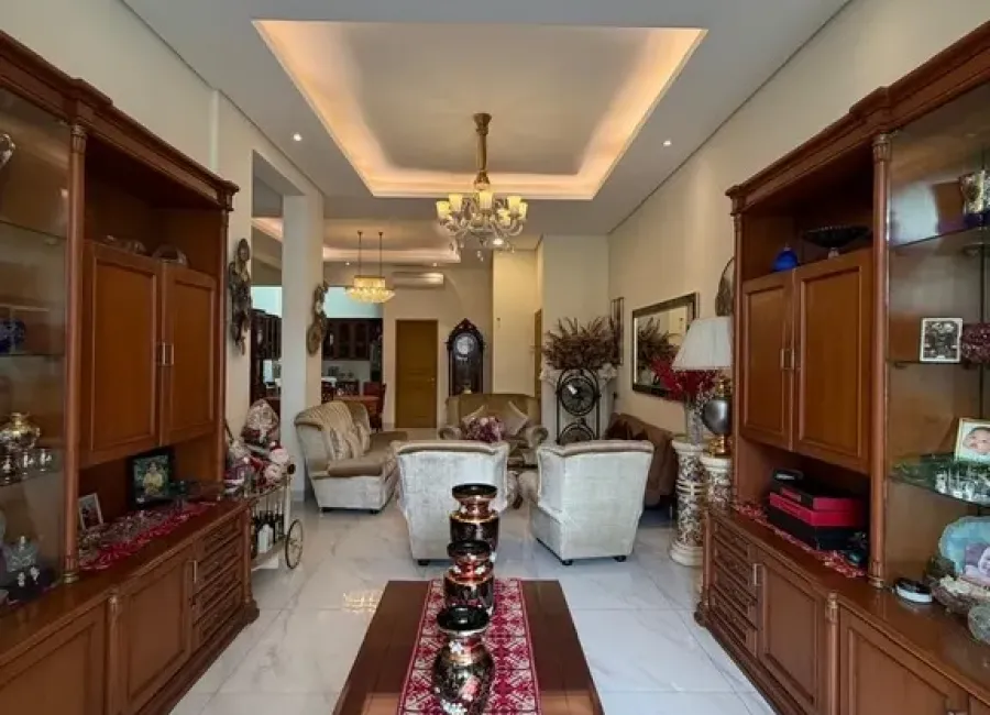 Billionaire's Agent - Dijual Rumah 3 Lantai 5 Kamar diKomplek Taman Gandaria Jakarta Selatan