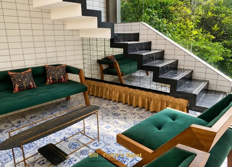 Billionaire's Agent - Dijual Rumah MEWAH 5 Kamar Furnished di Pejaten Barat,Jakarta Selatan