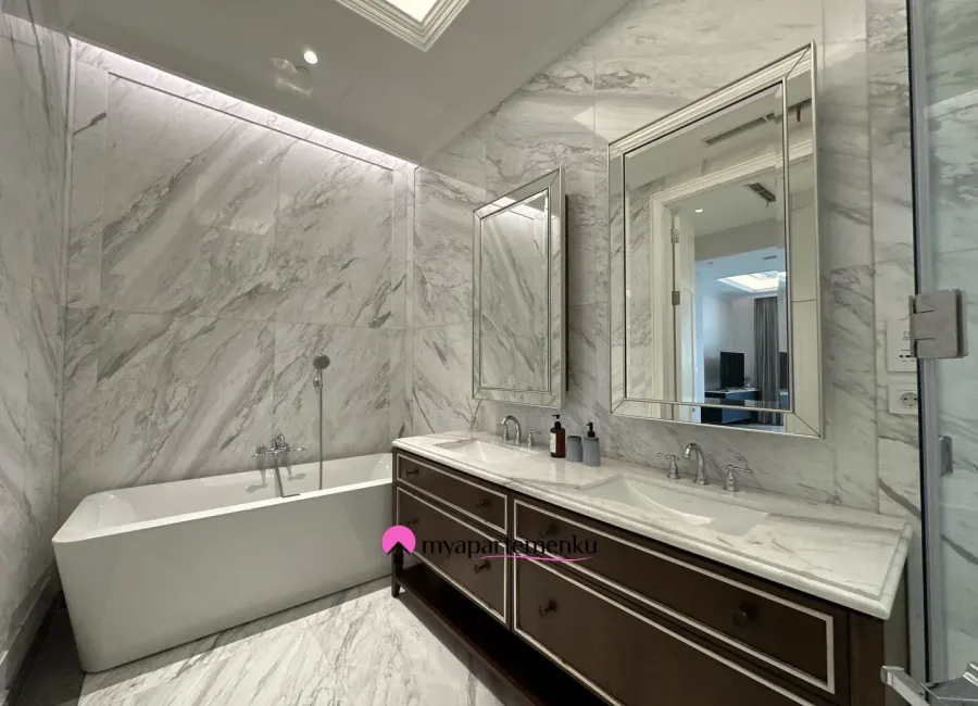 Billionaire's Agent - Dijual Apartemen 3 Lantai dan Private Lift dan Private Garage The Town Homes at Le Parc Thamrin Nine Jakarta