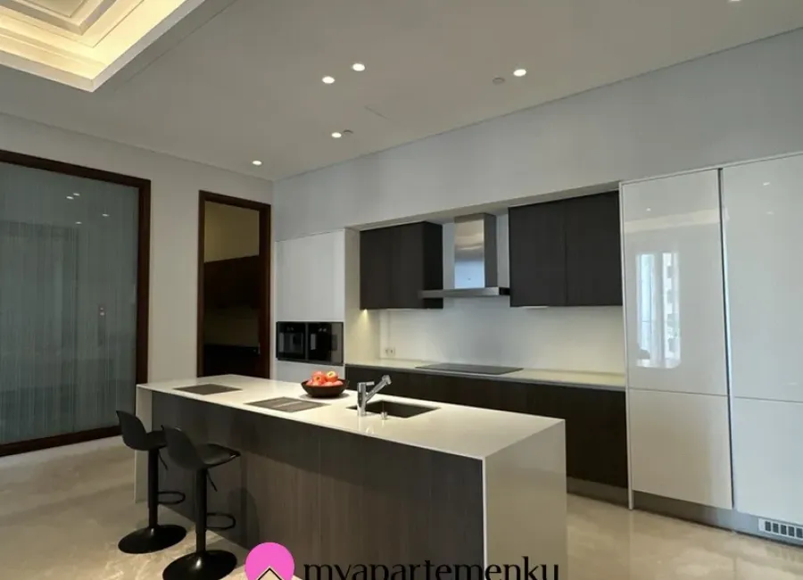 Billionaire's Agent - Disewakan Apartemen 3 Kamar Private Lift dan Full Furnished by Regent Residences Jakarta
