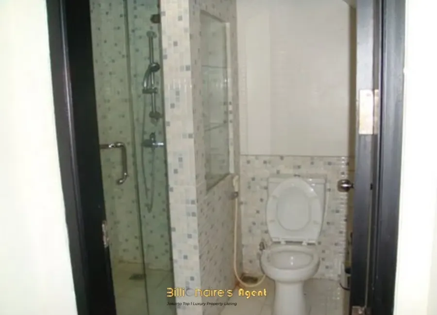 Billionaire's Agent - Disewakan Townhouse 3 Kamar Security 24 jam di Bangka Jakarta Selatan