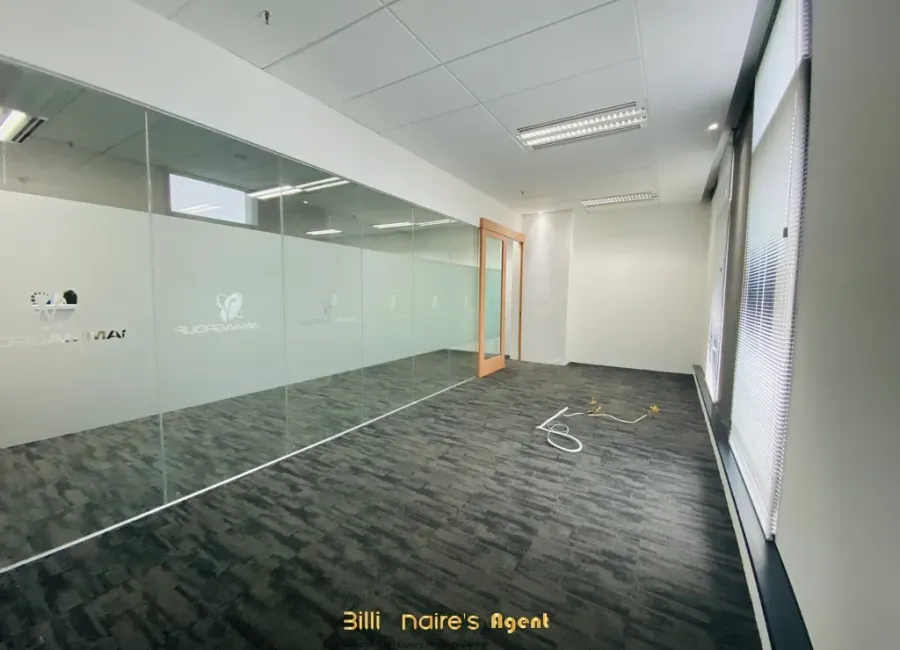Billionaire's Agent -Disewa Ruang Kantor ls.134m² di CIBIS NINE TB. Simatupang, Jakarta