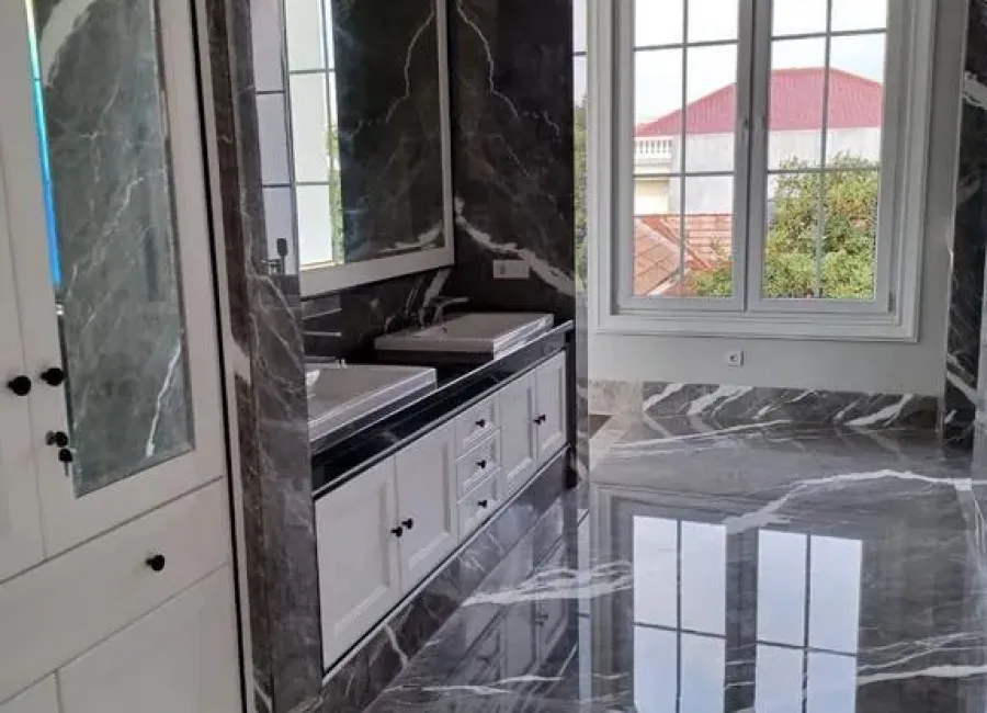 Billionaire's Agent - Dijual Rumah MEWAH 2 Lantai Brand New di MENTENG Jakarta Pusat