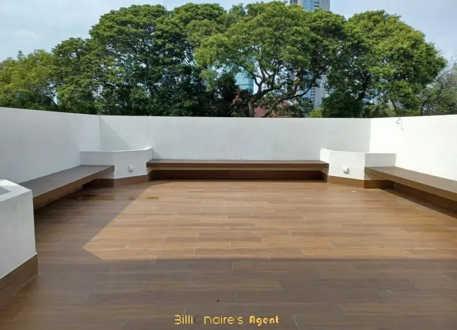Billionaire's Agent - Dijual Rumah MEWAH 2 Lantai Brand New di MENTENG Jakarta Pusat