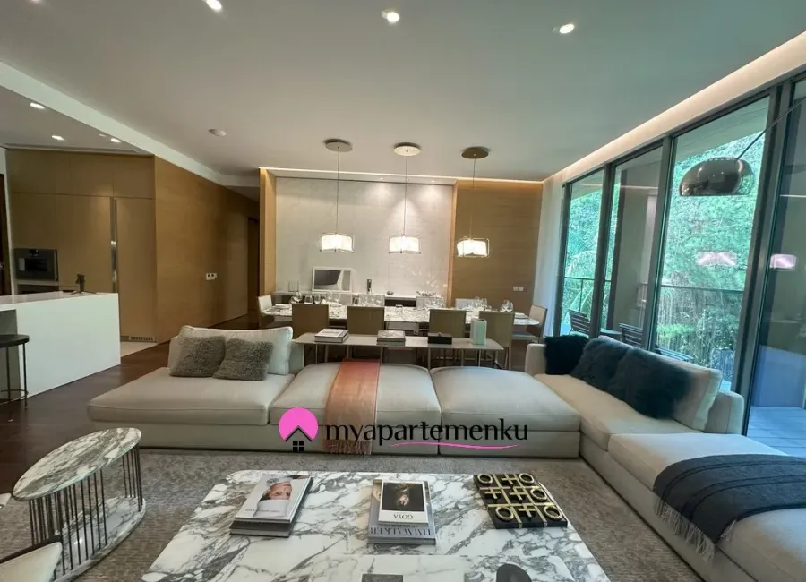 Billionaire's Agent - Dijual Apartemen Mewah 3 Kamar dan Fasilitas Resort di Savyavasa at Dharmawangsa Jakarta