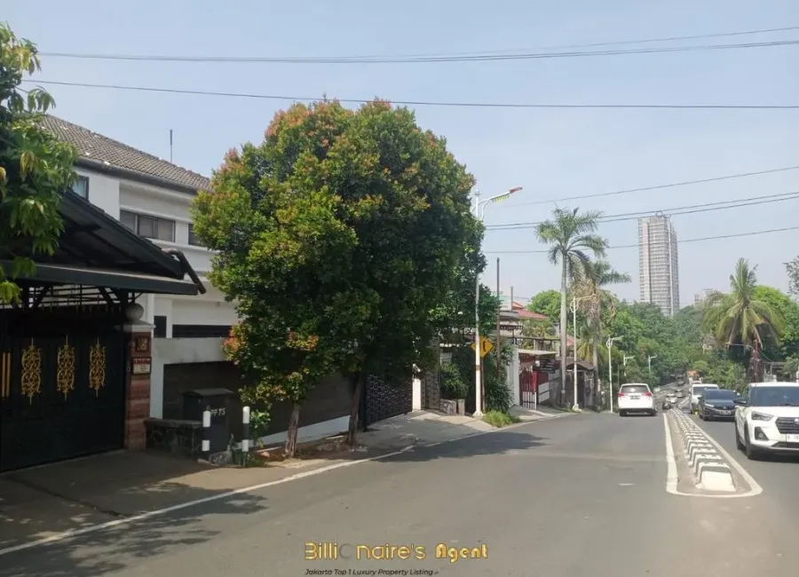 Billionaire's Agent - Img 1929 CopyBillionaire's Agent - Dijual Rumah 2 Lantai Mewah Strategis Dekat Pondok Indah, Jakarta