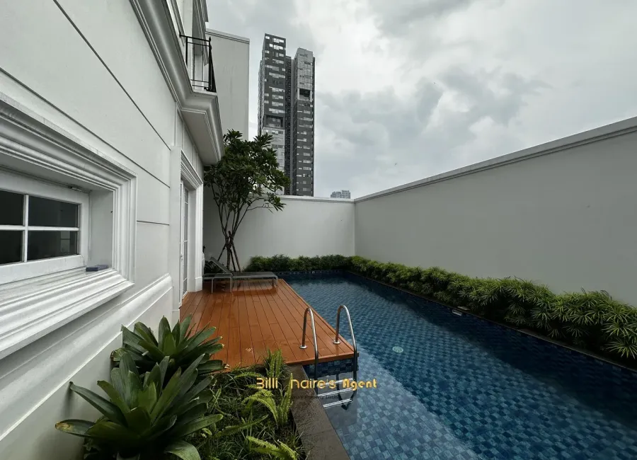 Billionaire's Agent - Dijual Rumah 3 Lantai Private Lift di 1 Park Homes Gandaria Jakarta Selatan