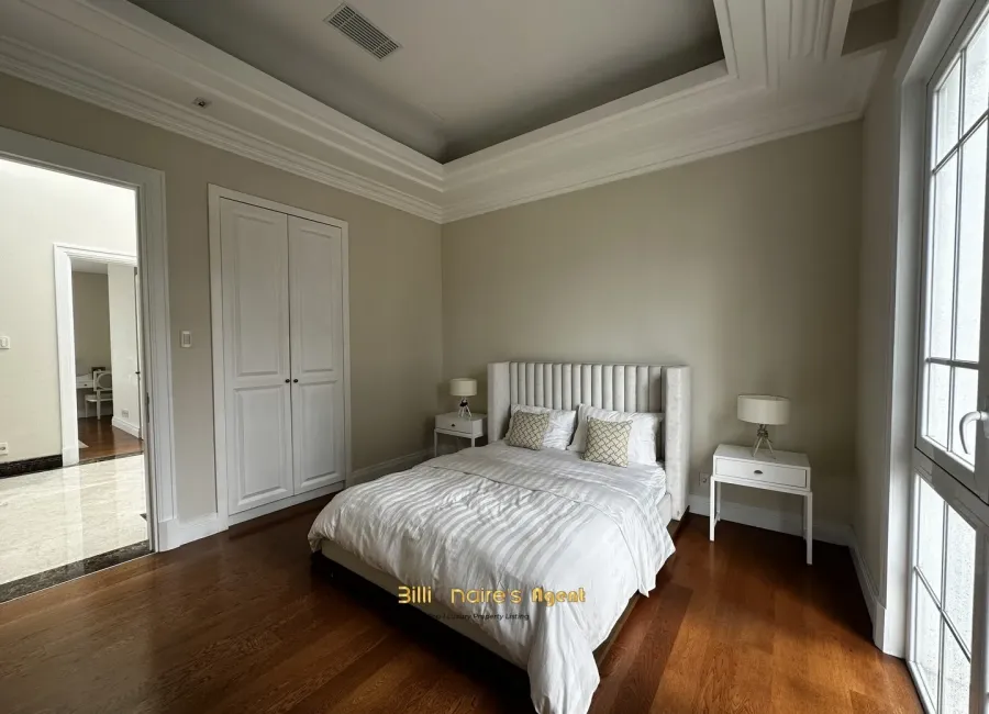 Billionaire's Agent - Dijual Rumah 3 Lantai Private Lift di 1 Park Homes Gandaria Jakarta Selatan