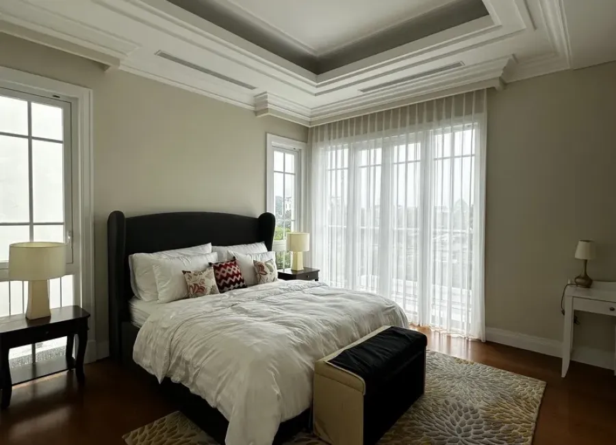 Billionaire's Agent - Img 2267 Copy