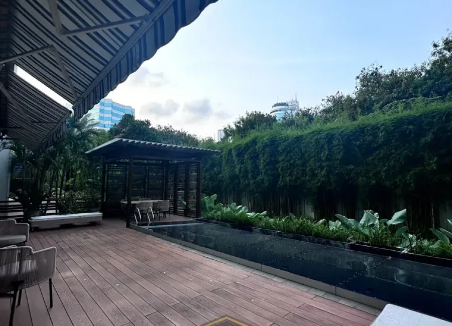 Billionaire's Agent - Img 2564