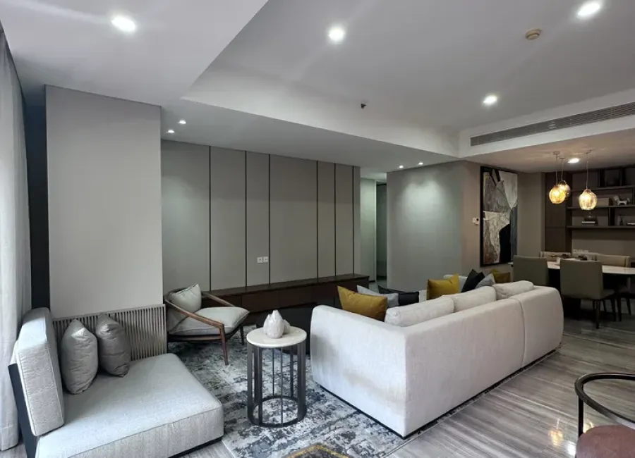 Dijual Apartemen Unit Patio 2 Kamar Private Pool di VERDE ONE Jakarta