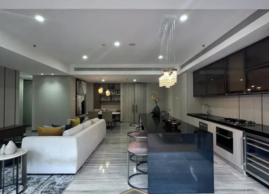 Dijual Apartemen Unit Patio 2 Kamar Private Pool di VERDE ONE Jakarta