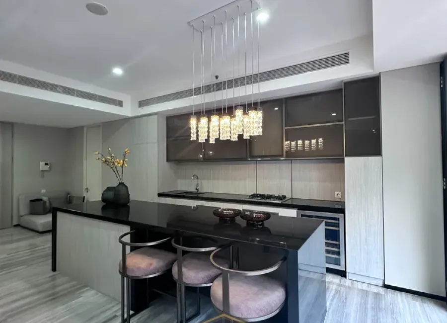 Dijual Apartemen Unit Patio 2 Kamar Private Pool di VERDE ONE Jakarta