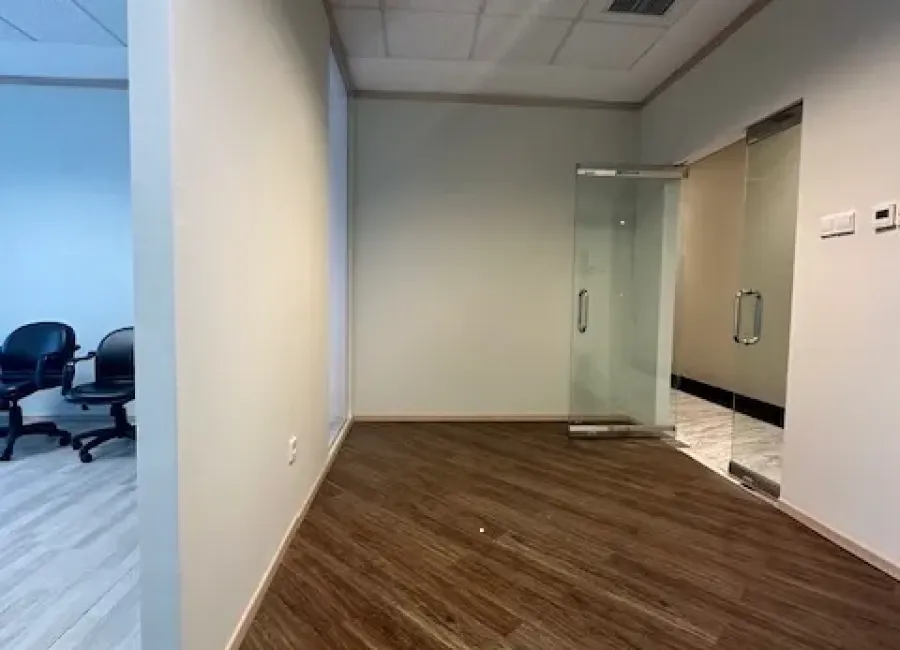 Billionaire's Agent - Disewakan Ruang Kantor 93m di Menara SunLife Mega Kuningan Jakarta