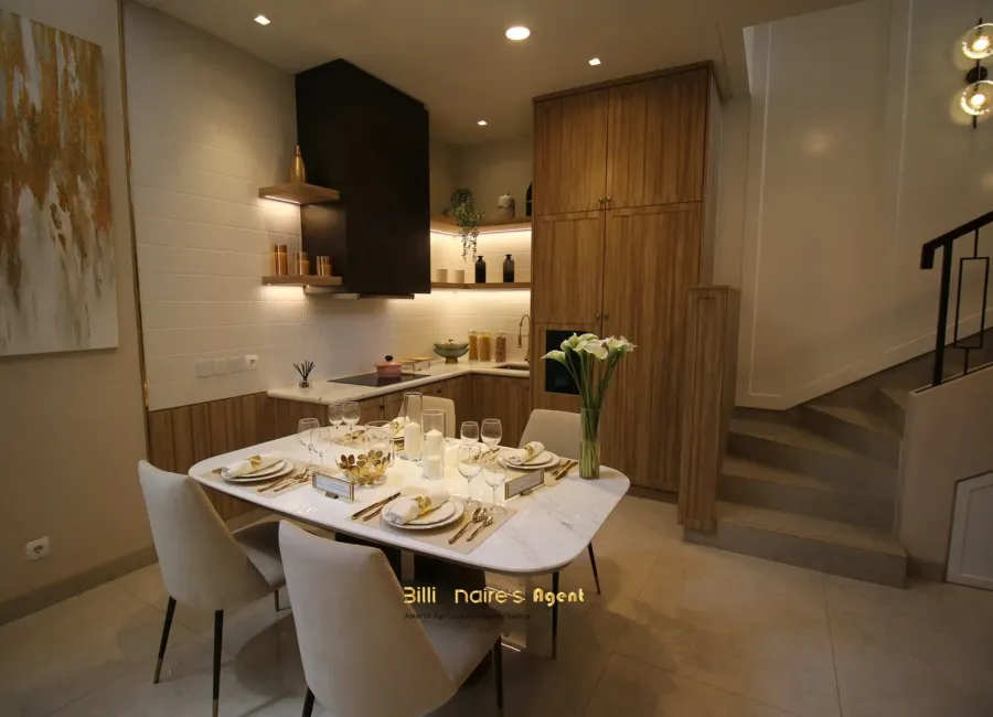Dijual Rumah 3 Lantai Siap Huni Tipe 9 Luxury di Bukit Podomoro Jakarta Timur