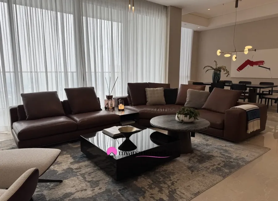 Billionaire's Agent - Dijual Apartemen Mewah 3 Kamar Interior Desain By MOIE di Regent Residences Jakarta